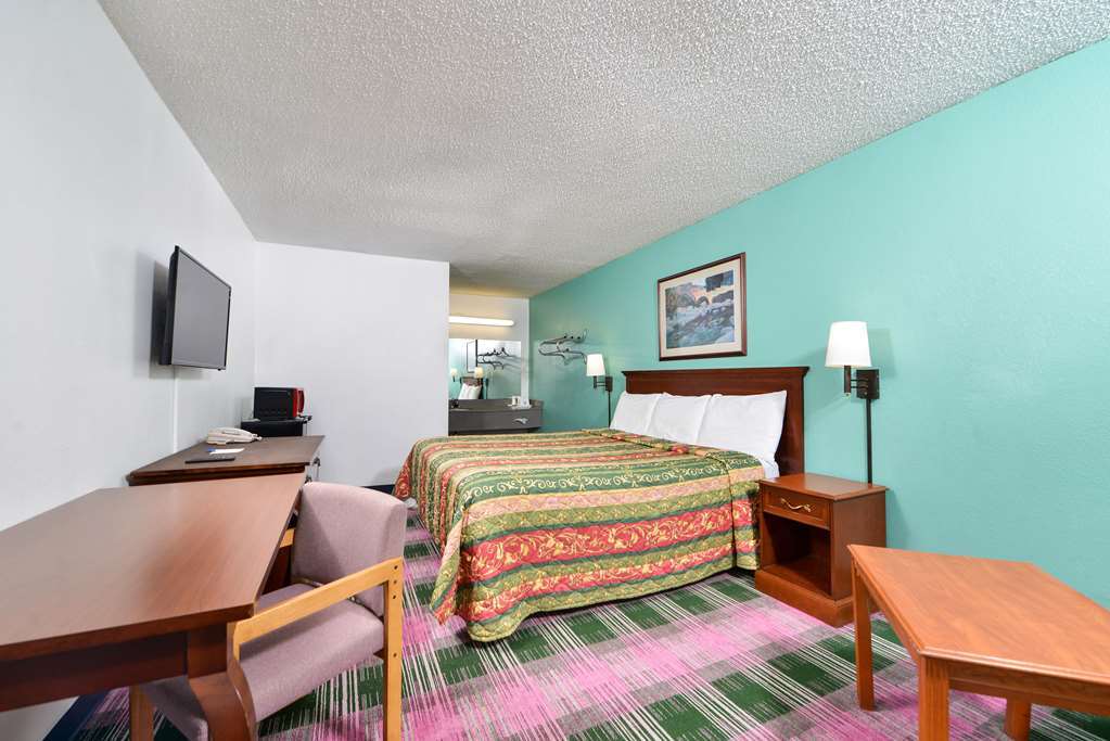 Indy Southwestern Inn-South Indianapolis Room photo